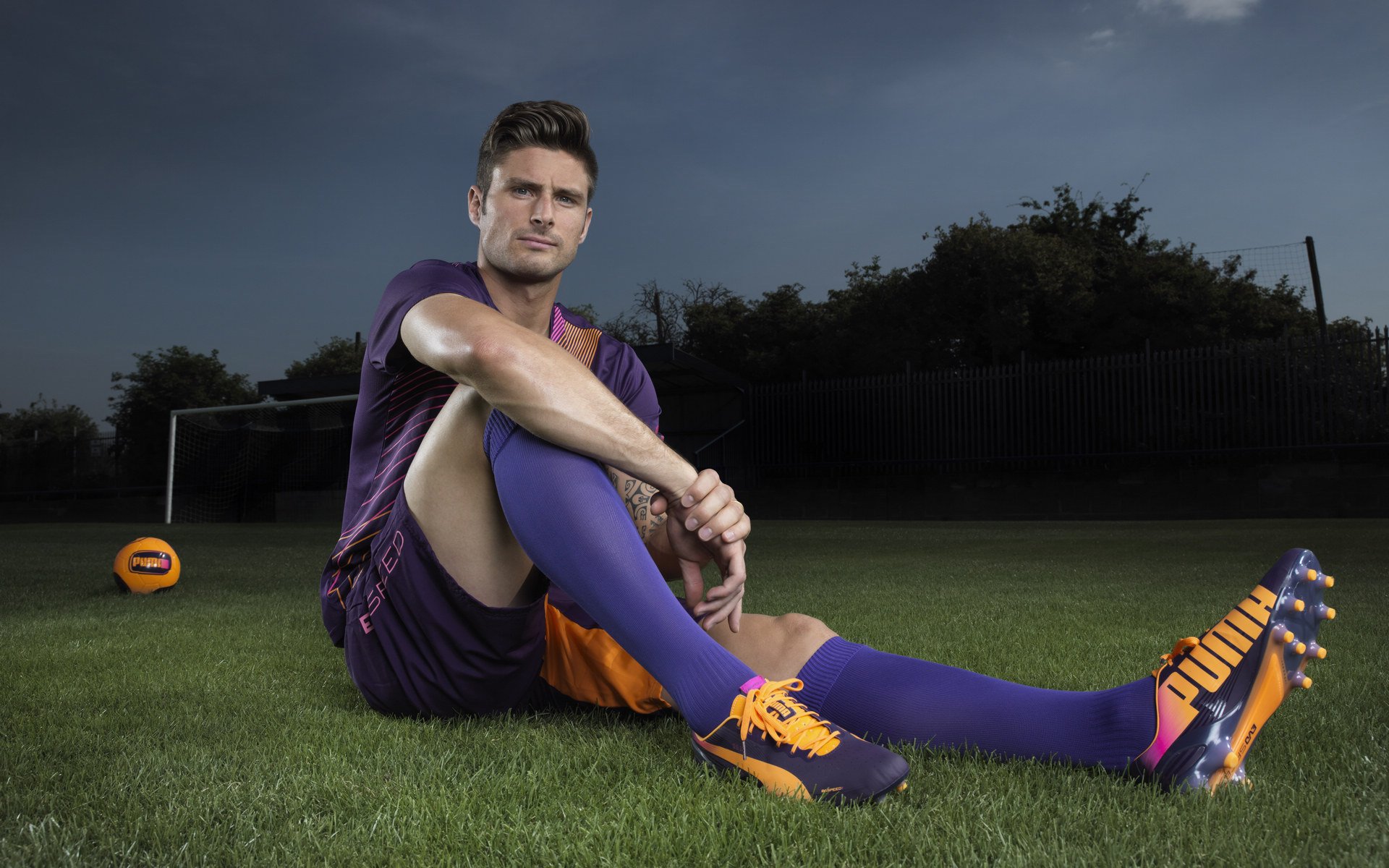 圣埃蒂安备战豪门巴黎，期待全取三分，圣埃蒂安对里昂比分预测