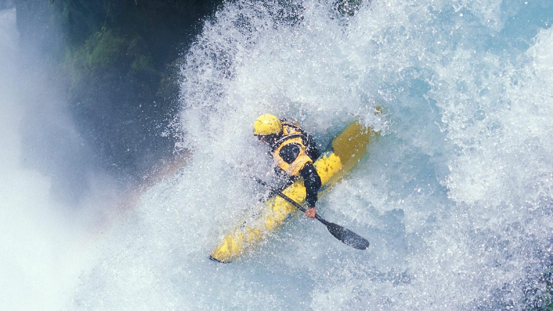 沃特福德战术体系优化，黄蜂军团盼重返英超，沃特福德22秒绝杀