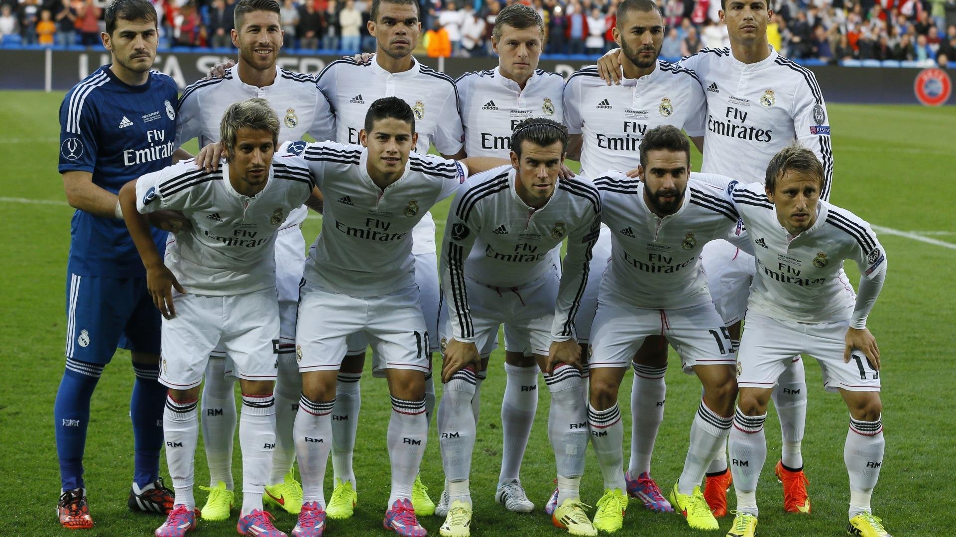 鲨鱼队外援助攻大升级，完美助攻队友得分，鲨鱼队成员